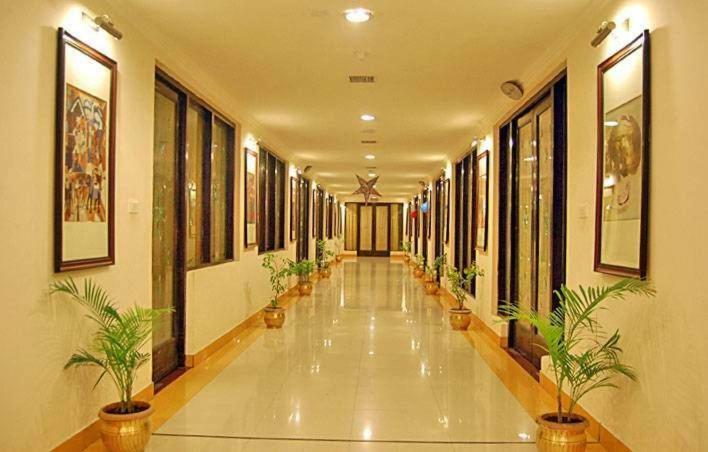 Hotel Rudra Continental Rudrapur Exterior foto